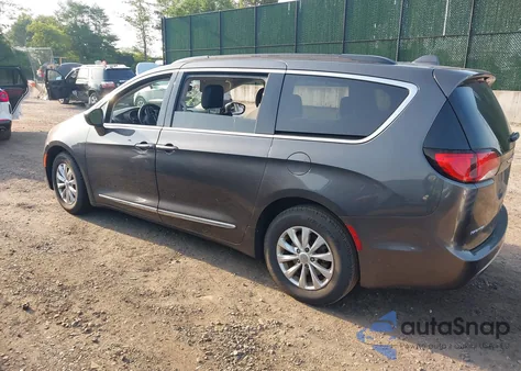 2017 Chrysler Pacifica Touring L from USA, damaged, VIN 2C4RC1BG4HR796624